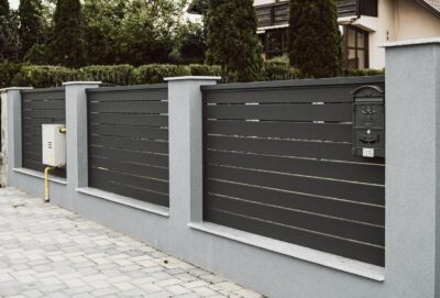 Gard metalic din tablă model Simetric gri antracit
